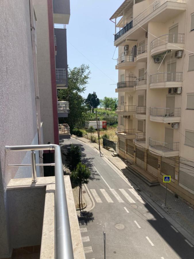 Lungomare Holiday Apartments Durrës Exteriör bild