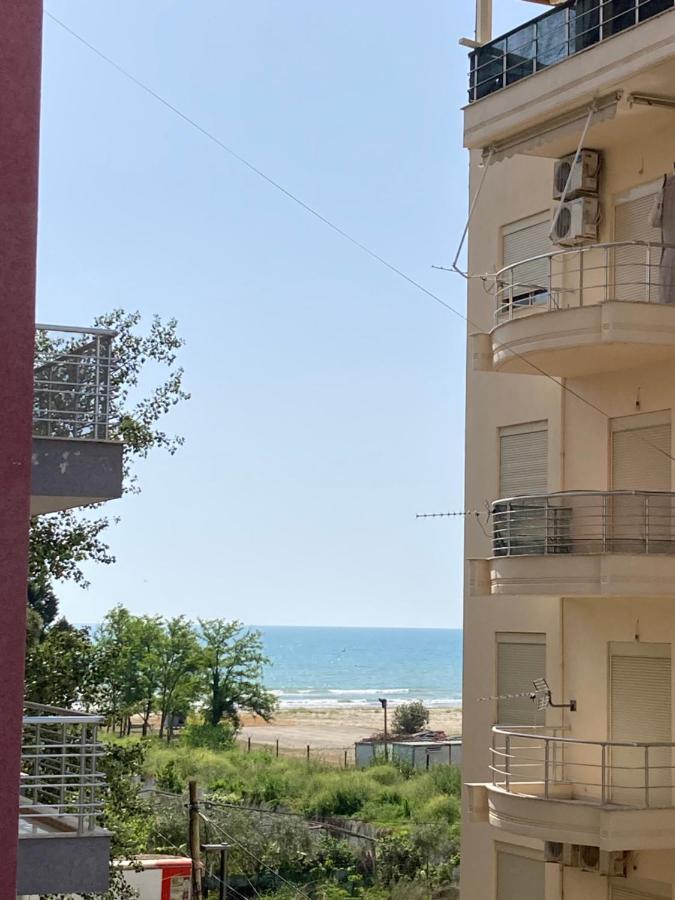 Lungomare Holiday Apartments Durrës Exteriör bild