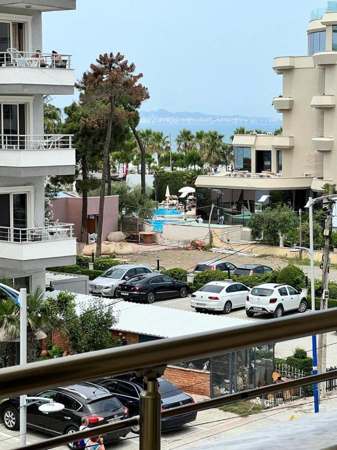 Lungomare Holiday Apartments Durrës Exteriör bild